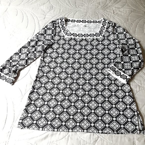 MAGNOLIA GRACE/JERSEY TUNIC/MEDIUM - Picture 1 of 9